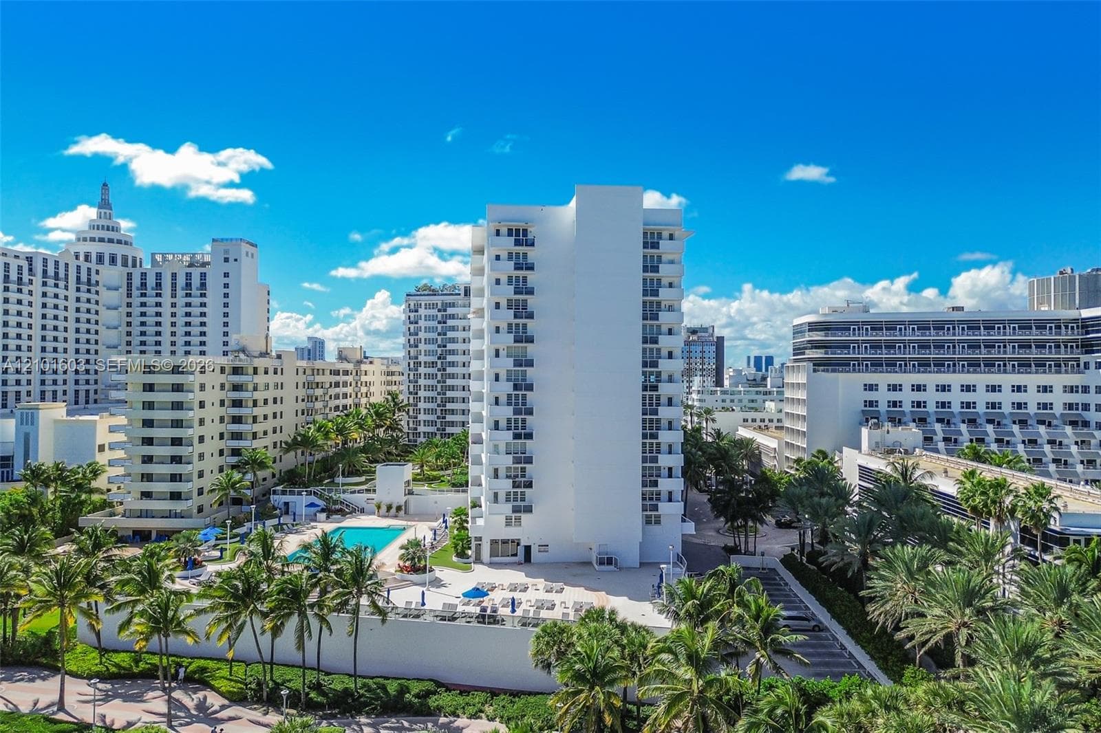 The Decoplage · #502 in Miami Beach - Photo 34