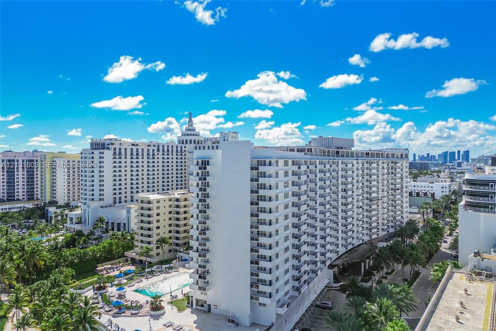 The Decoplage · #502 in Miami Beach - Photo 35