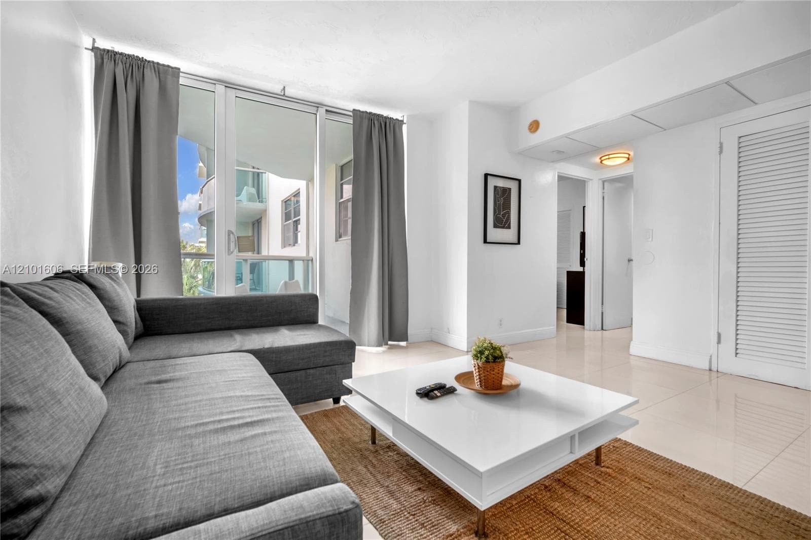The Tides Condominium · #4S in Hollywood - Photo 11
