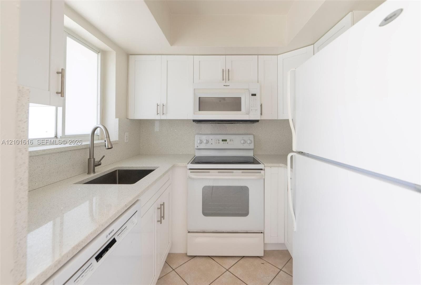 VENETIAN ISLES 2ND SEC · #B in Lighthouse Point - Photo 11
