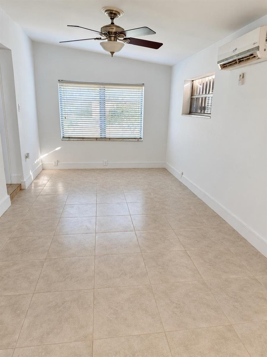 Listing_Interior_06