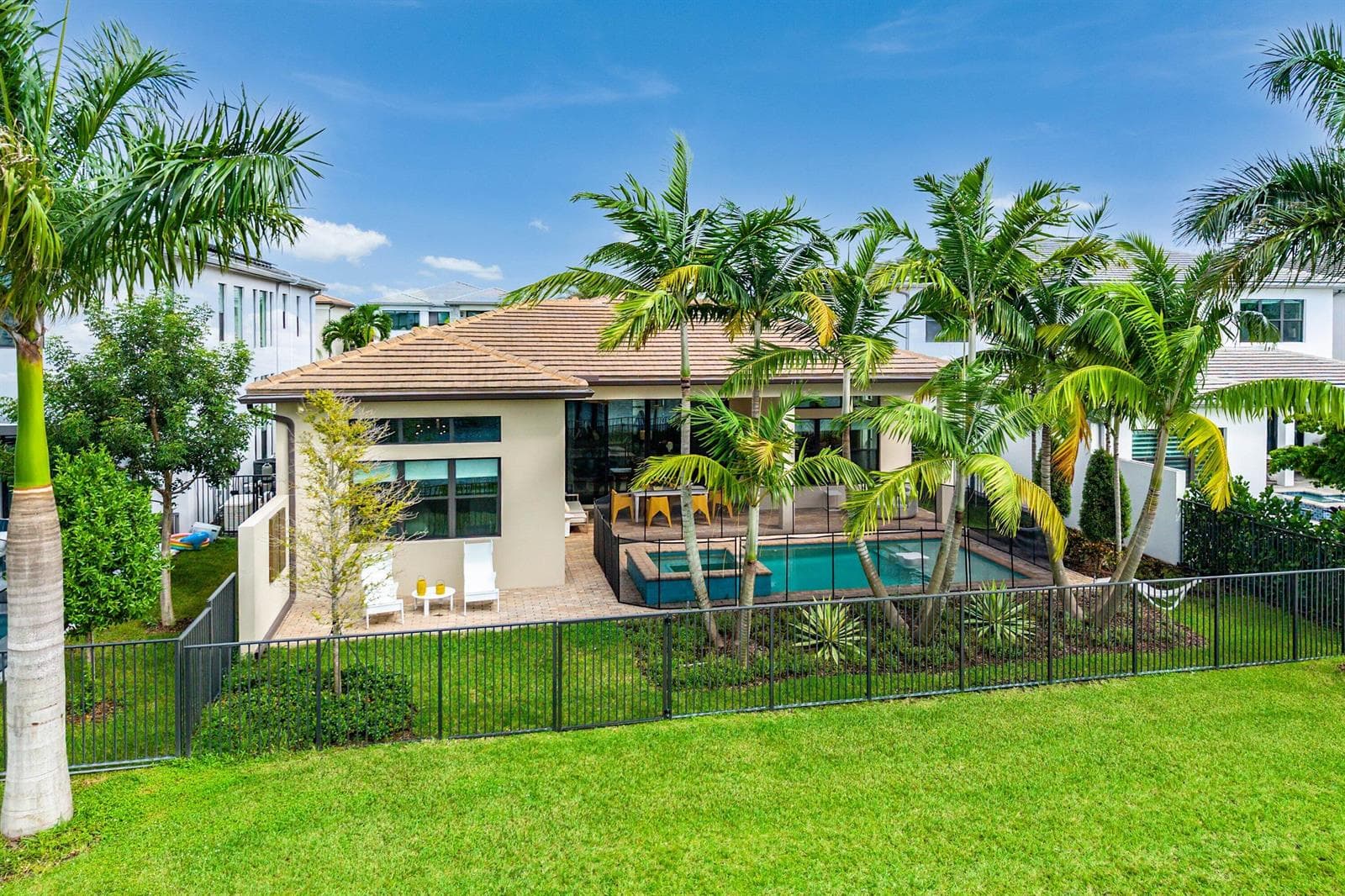 042-8556CrystalDownsAvenue-BocaRaton-FL-