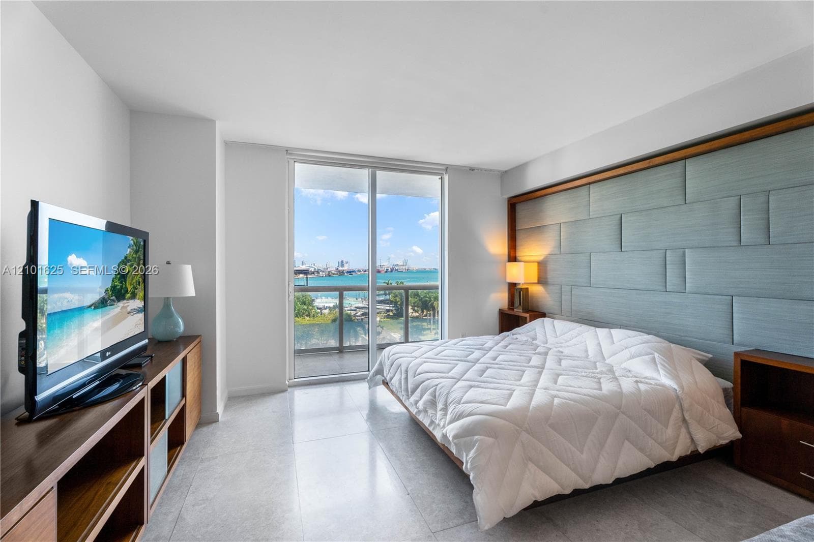 50 Biscayne · #811 in Miami - Photo 2