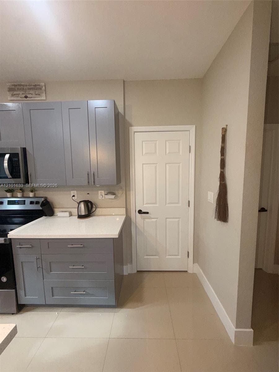 Door to enter private en suite. 2/BR&2BA.