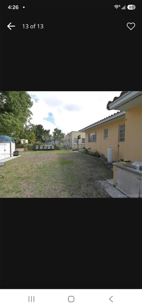 2051 SW 7th St photo 6