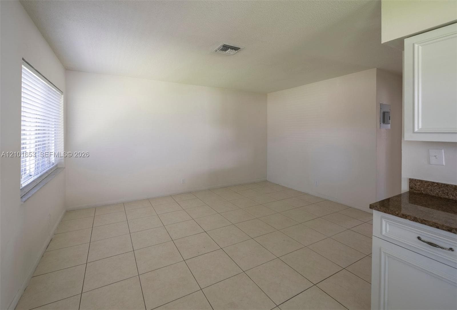 2981 NE 19th Ter #D photo 6
