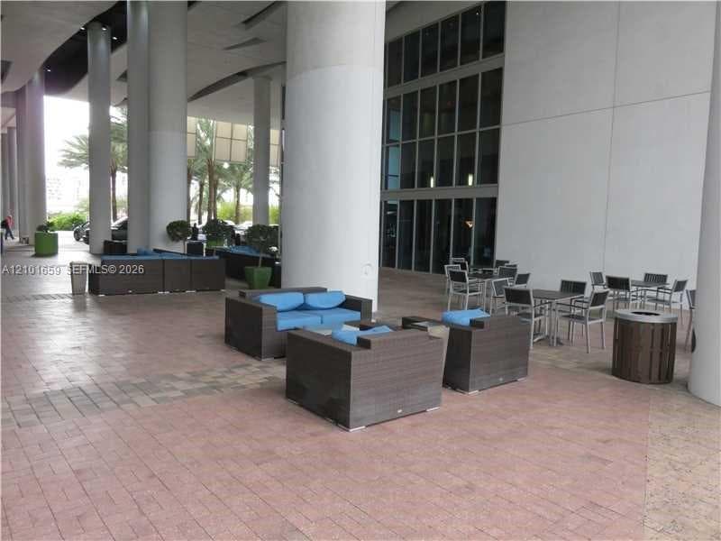 Latitude on the River · #3006 in Miami - Photo 6