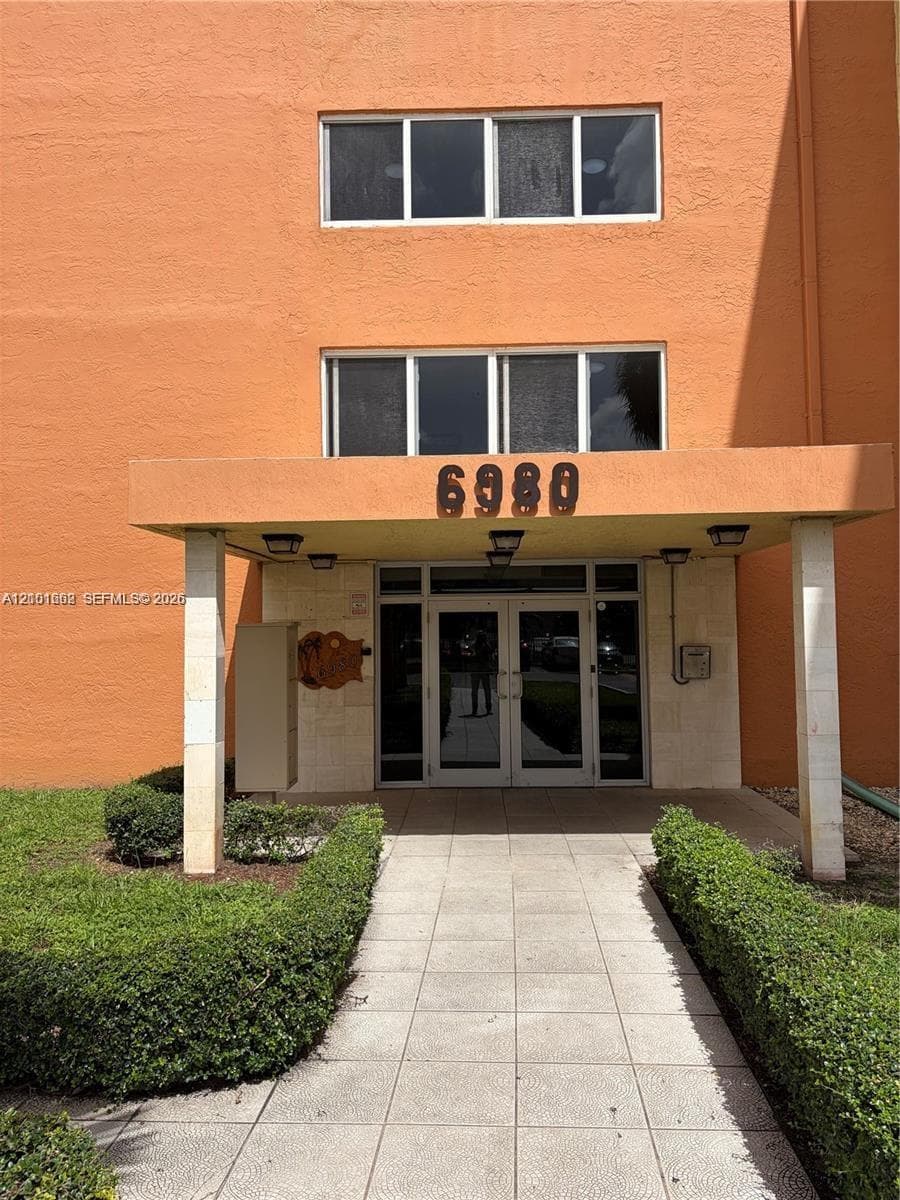 CORAL GATE WEST CONDO · #3-428 in Hialeah - Photo 1