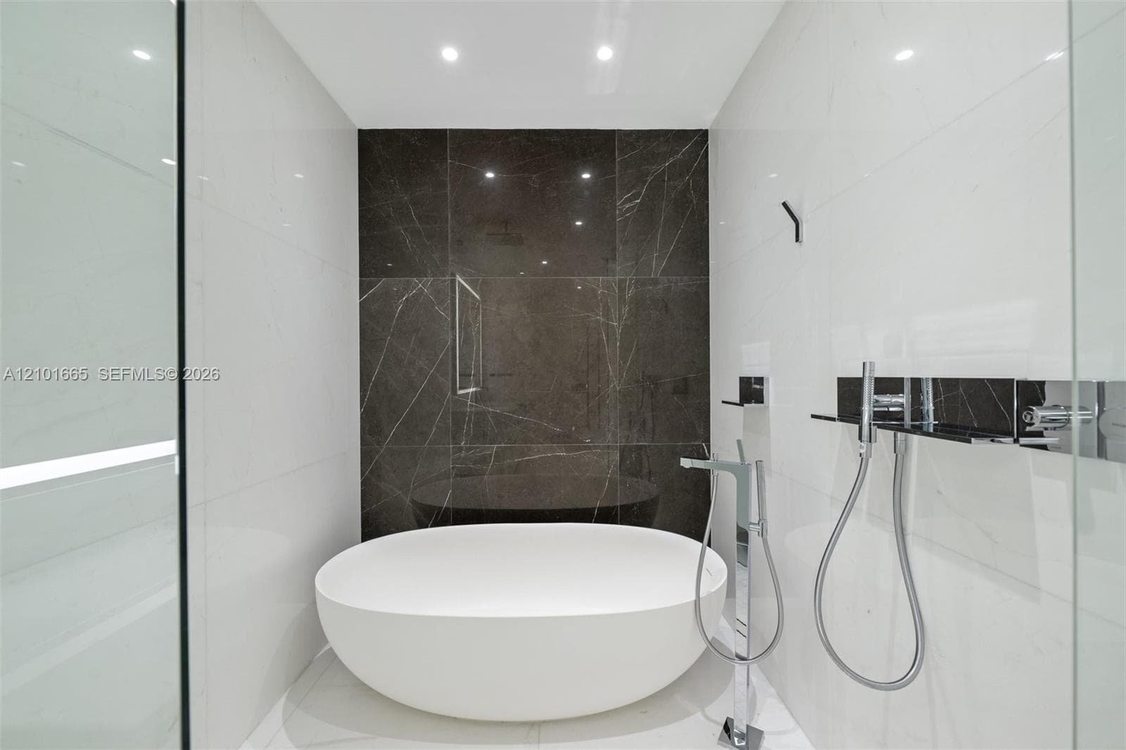 Aston Martin Residences · #1205C in Miami - Photo 23