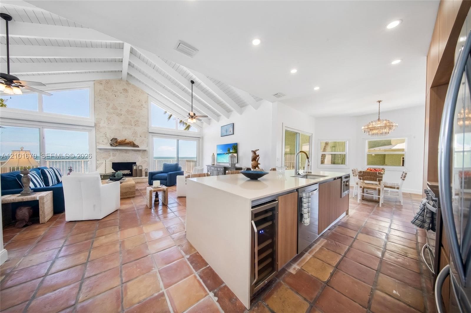 316 N Dr photo 12