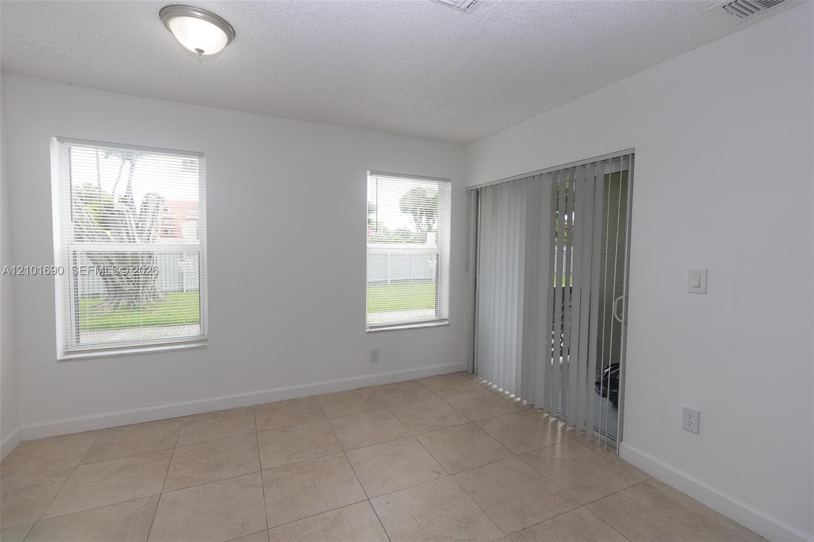 ANTIGUA AT CNTRY CLUBOF M · #M-3 in Hialeah - Photo 8