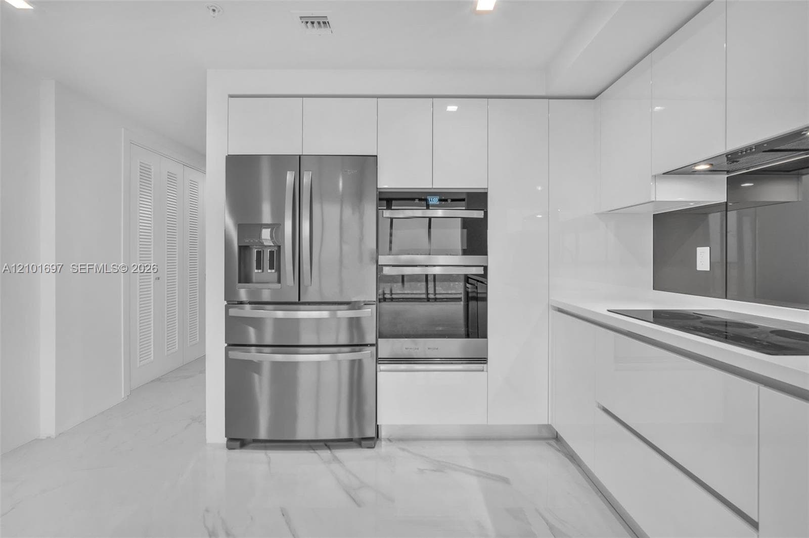 HALLANDALE OASIS · #1806 in Hallandale Beach - Photo 6