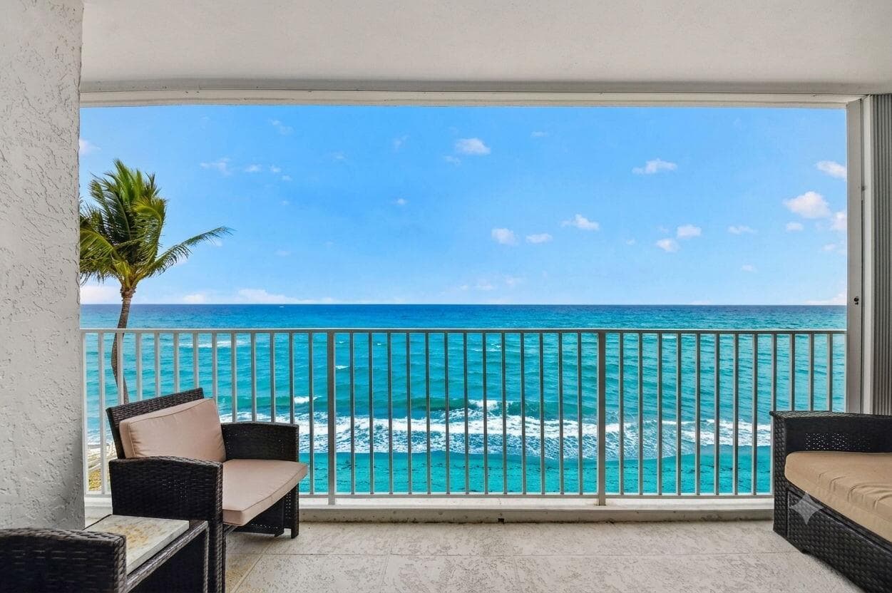 Dining-Living-Ocean View