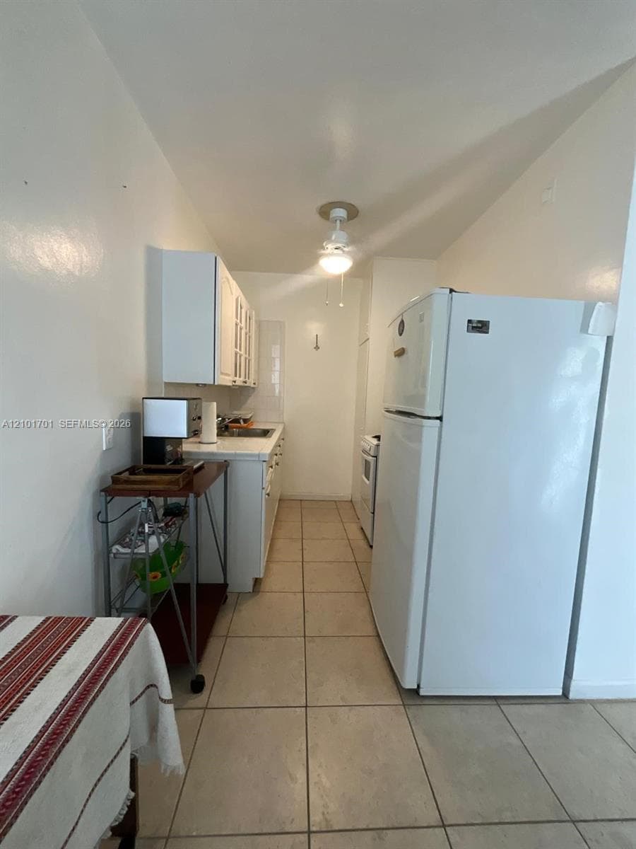 BLUE SKY CONDO · #24 in Miami Beach - Photo 41