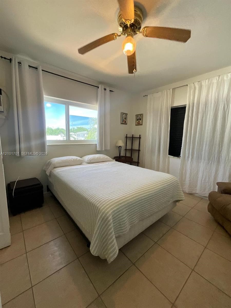 BLUE SKY CONDO · #24 in Miami Beach - Photo 44
