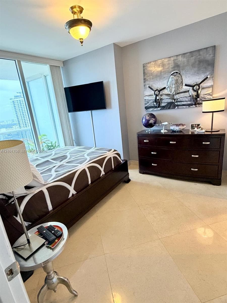 BEACH CLUB CONDO · #3608 in Hallandale Beach - Photo 8