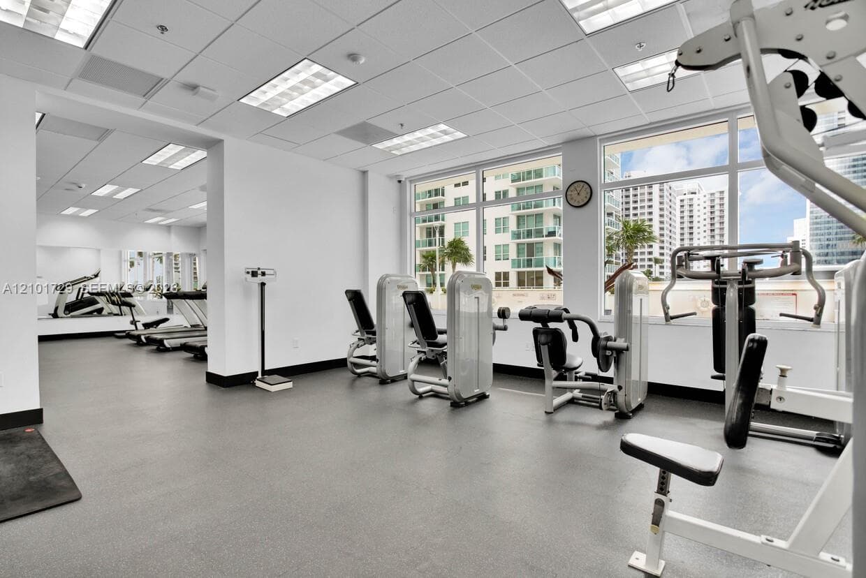 The Club at Brickell Bay · #3701 in Miami - Photo 23