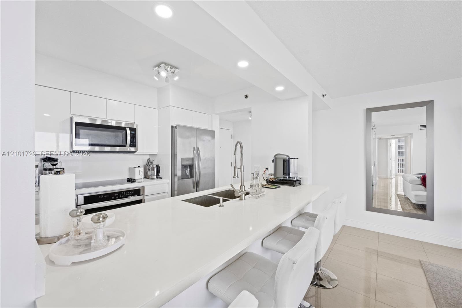 The Club at Brickell Bay · #3701 in Miami - Photo 6
