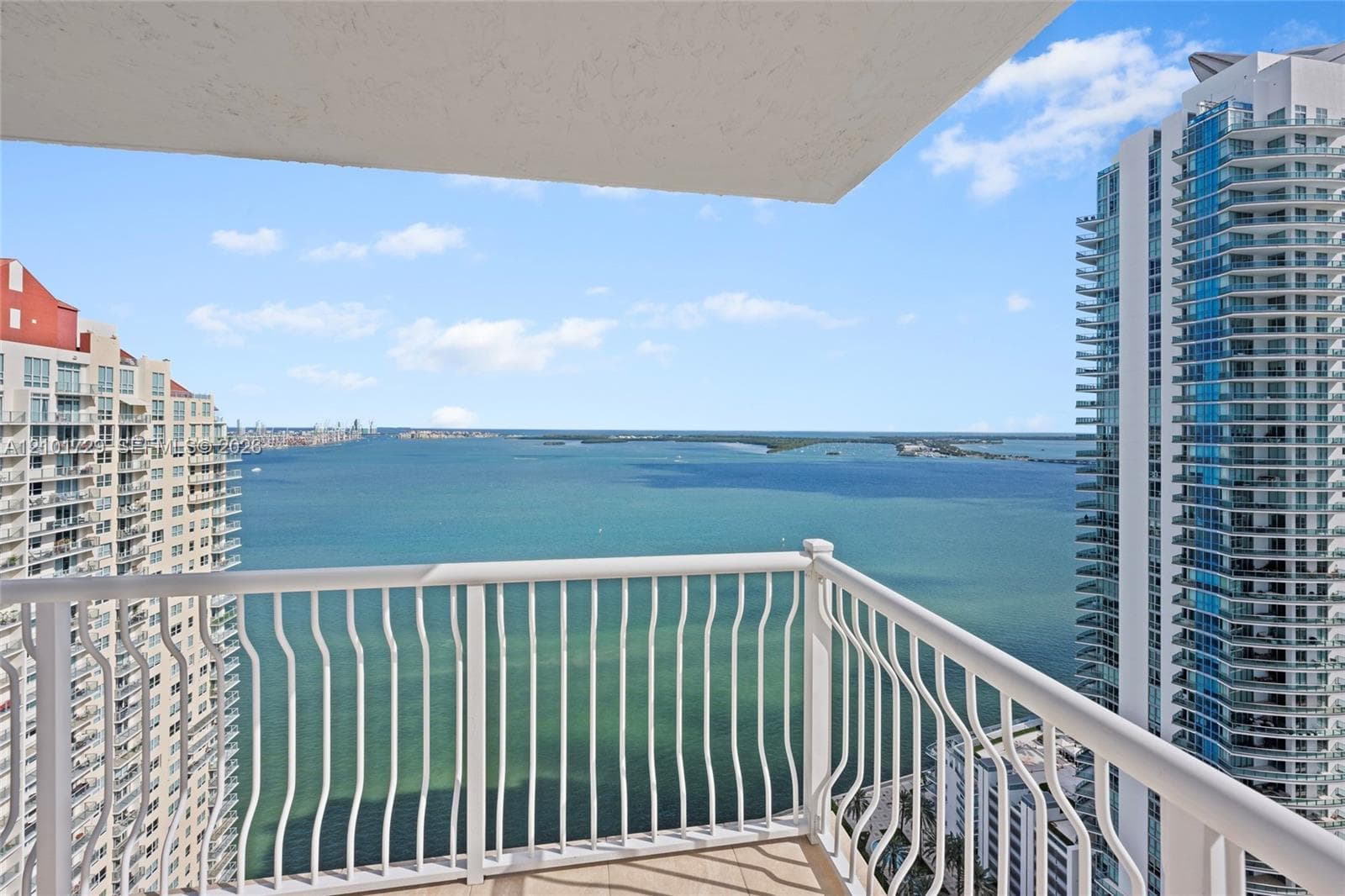 The Club at Brickell Bay · #3701 in Miami - Photo 17