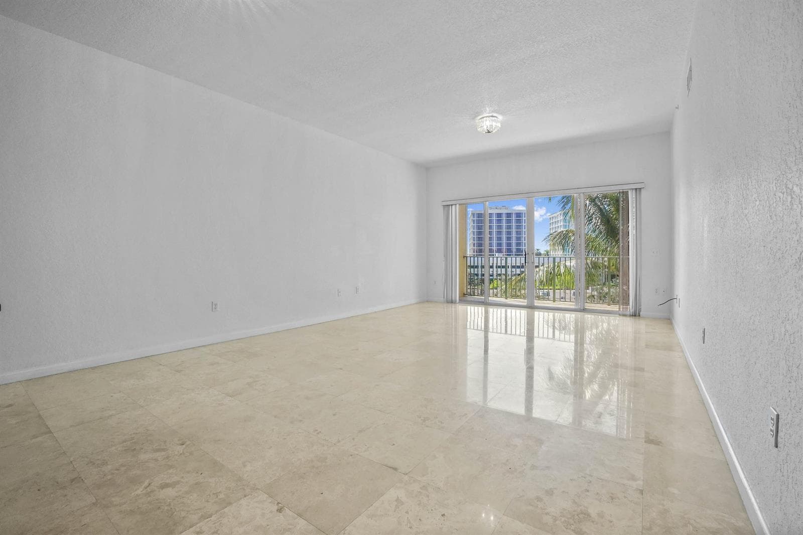 11 Living room 01
