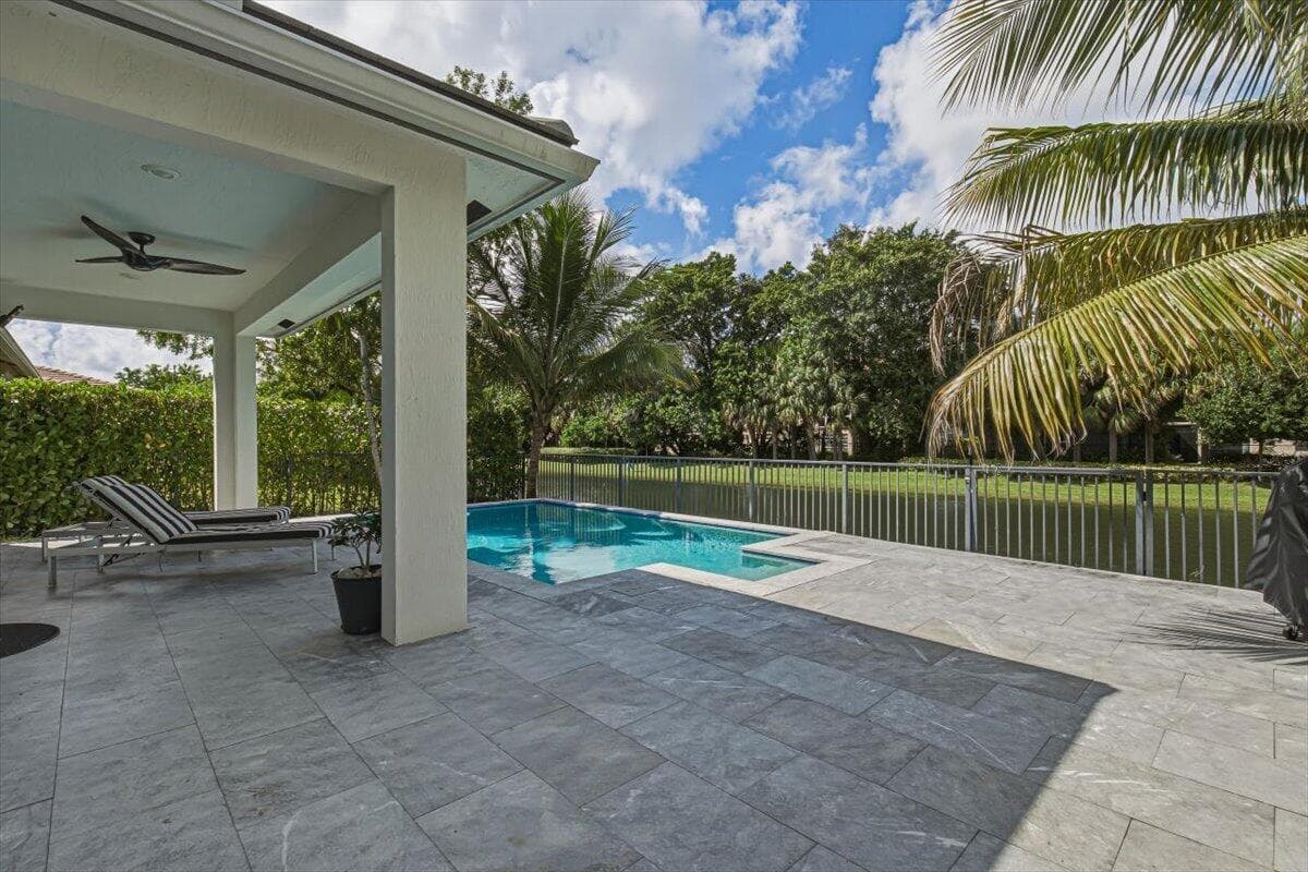 20-Backyard