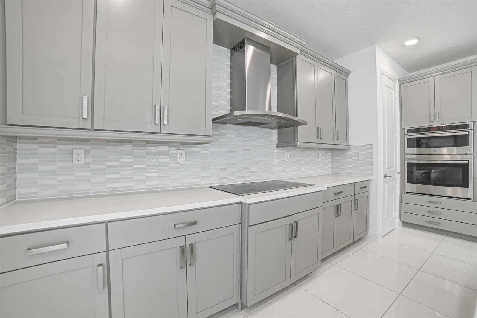 Kitchen-E