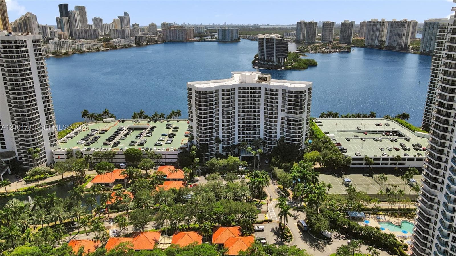 Mystic Pointe Tower 300 · #PH3 in Aventura - Photo 24
