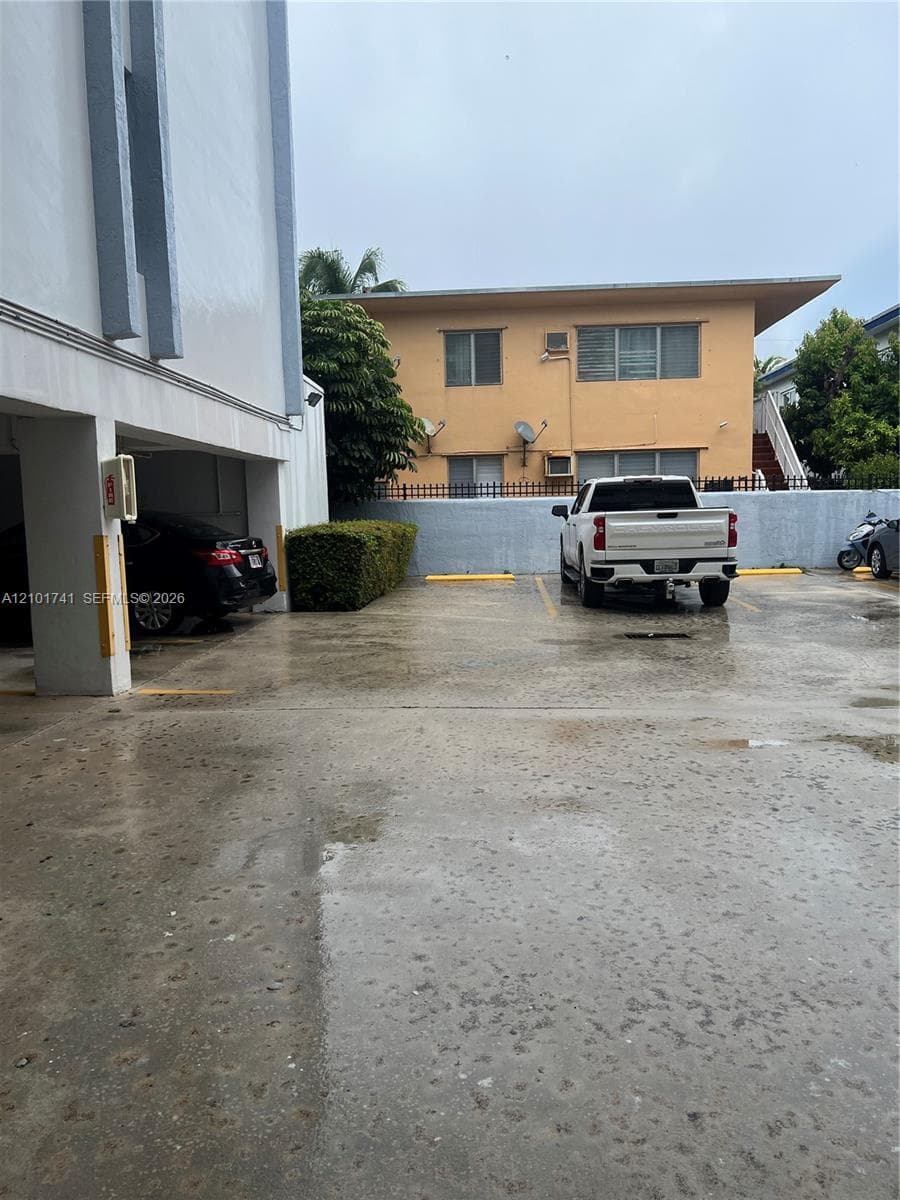 BRISAS DEL MAR CONDO · #305 in Miami Beach - Photo 4