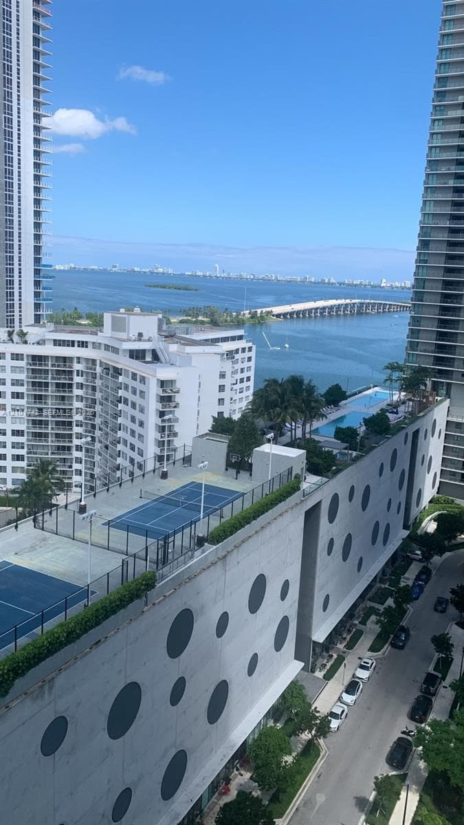 Paraiso Bayviews · #1601 in Miami - Photo 1