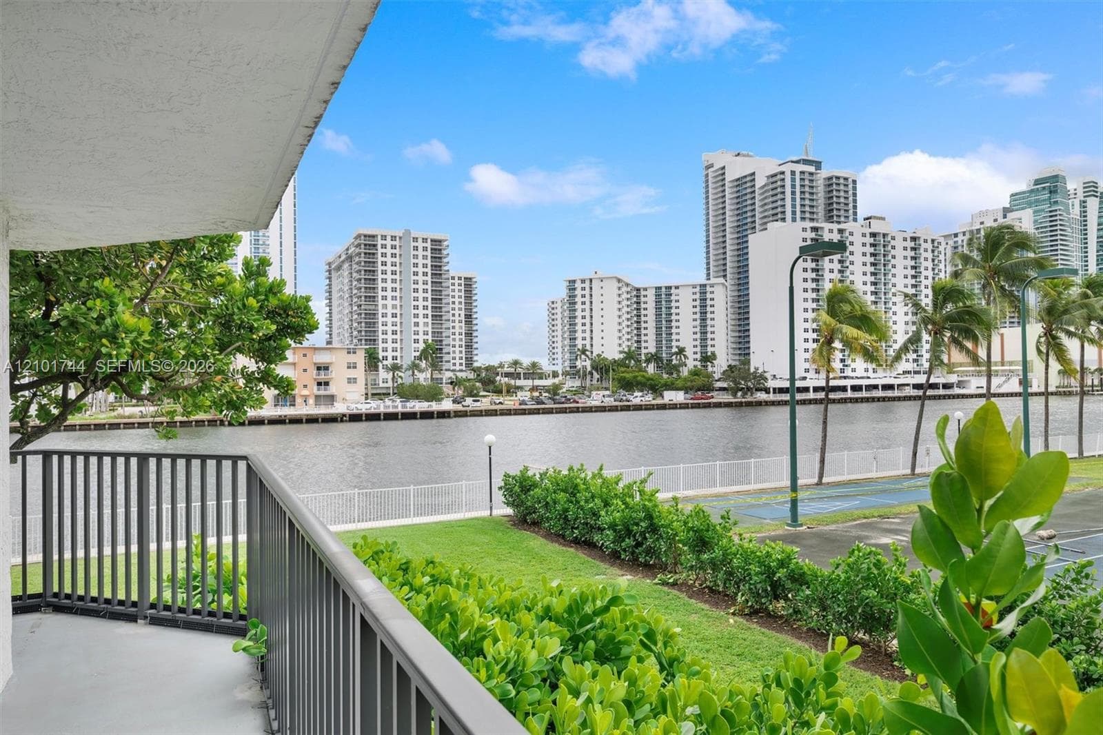 OCEANVIEW PARK CONDO · #220 in Hallandale Beach - Photo 1