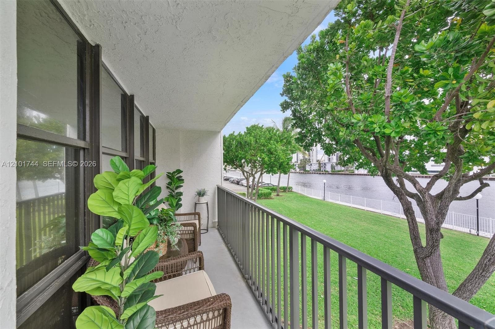 OCEANVIEW PARK CONDO · #220 in Hallandale Beach - Photo 25