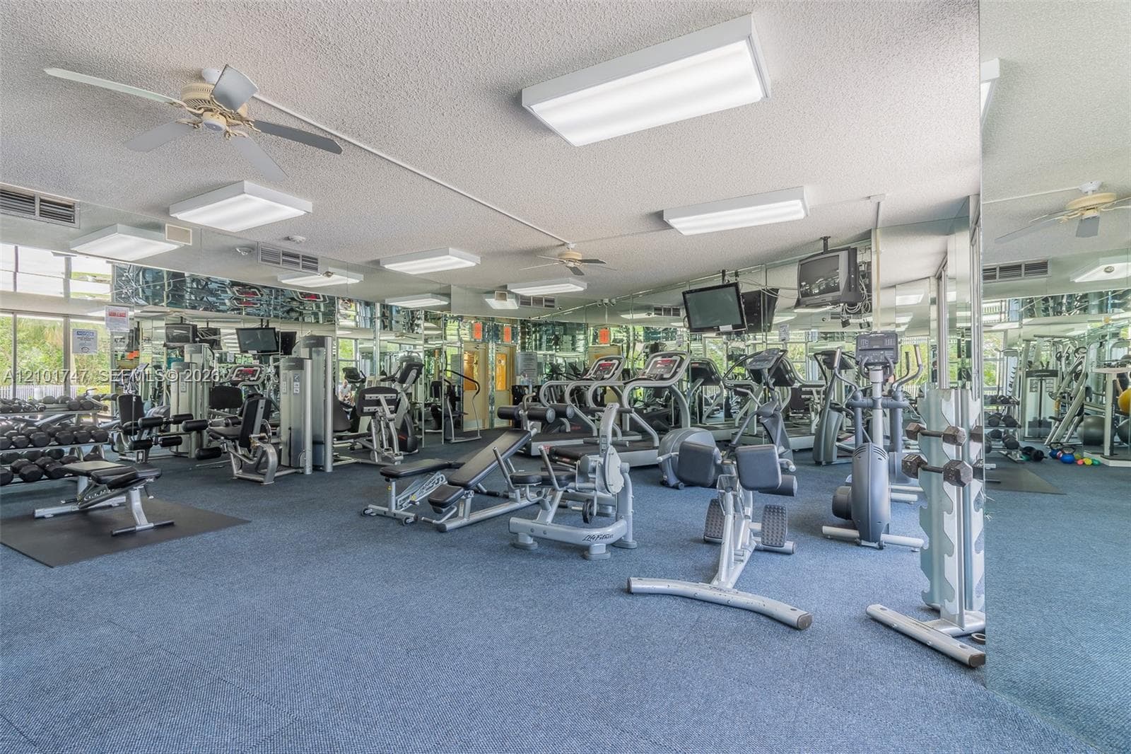 Mystic Pointe Tower 600 · #1905 in Aventura - Photo 27