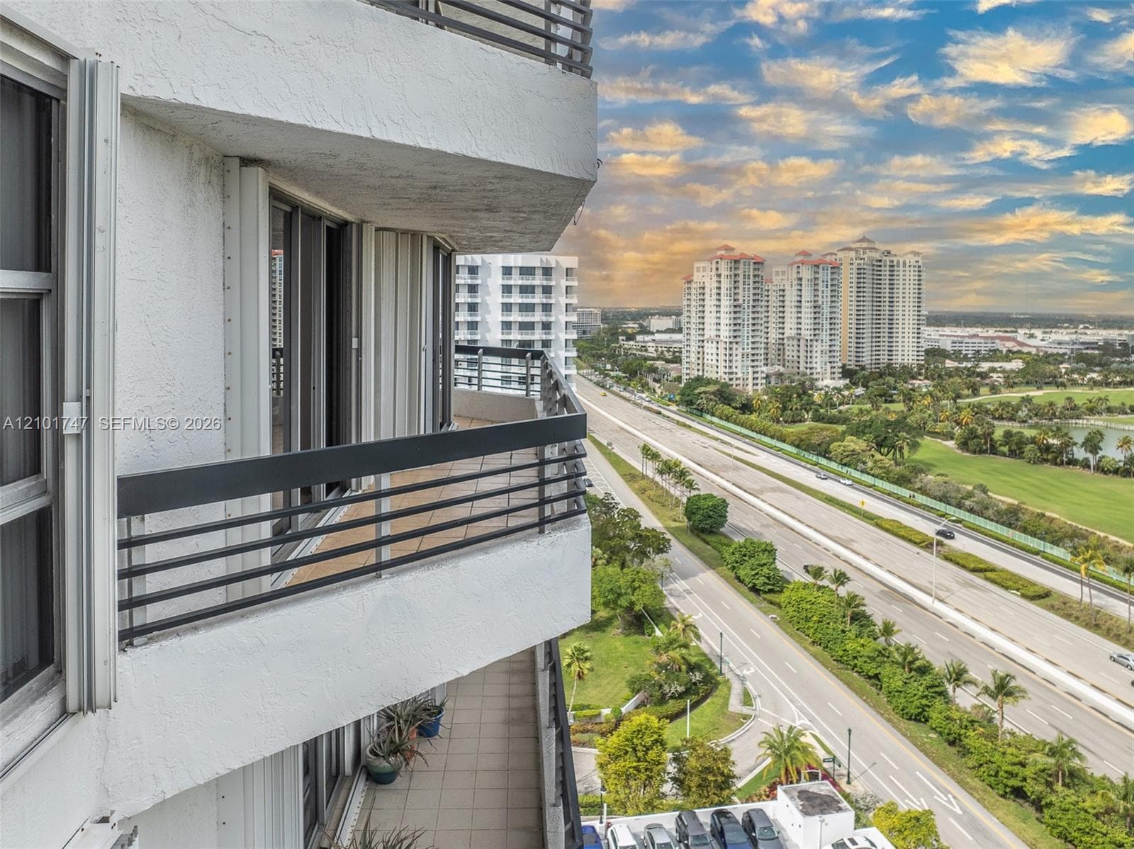 Mystic Pointe Tower 600 · #1905 in Aventura - Photo 2