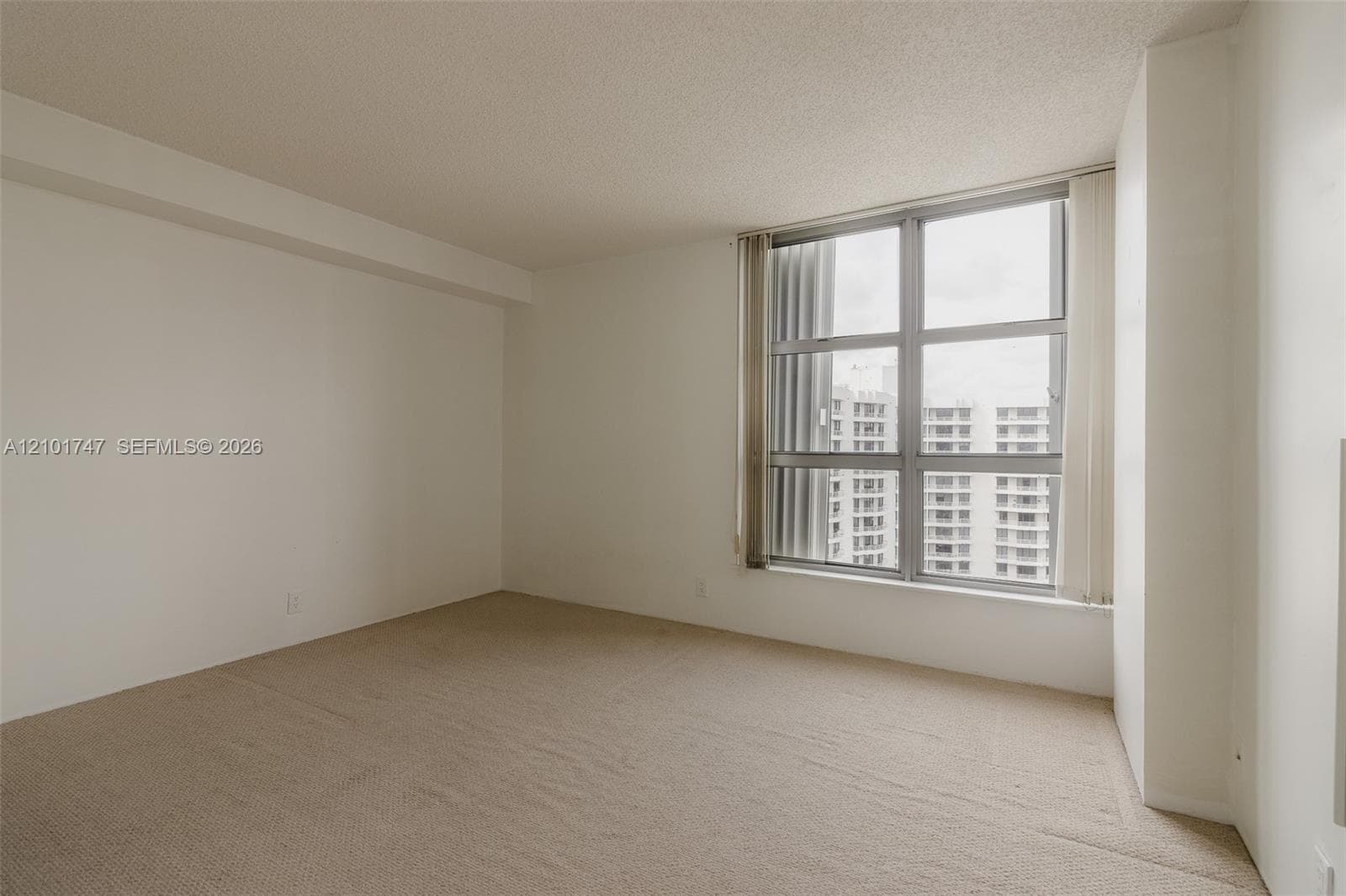 Mystic Pointe Tower 600 · #1905 in Aventura - Photo 13