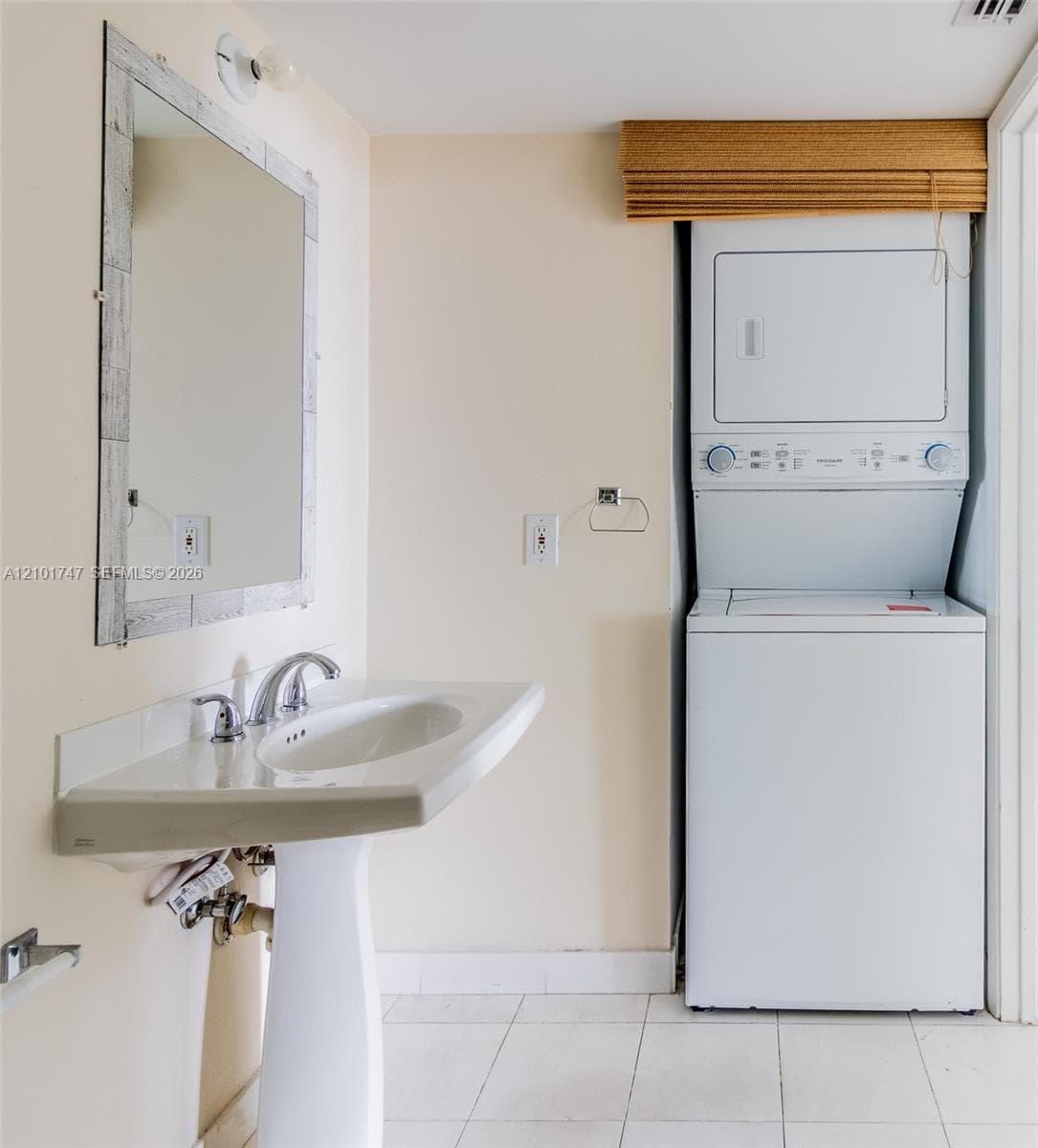 Mystic Pointe Tower 600 · #1905 in Aventura - Photo 16