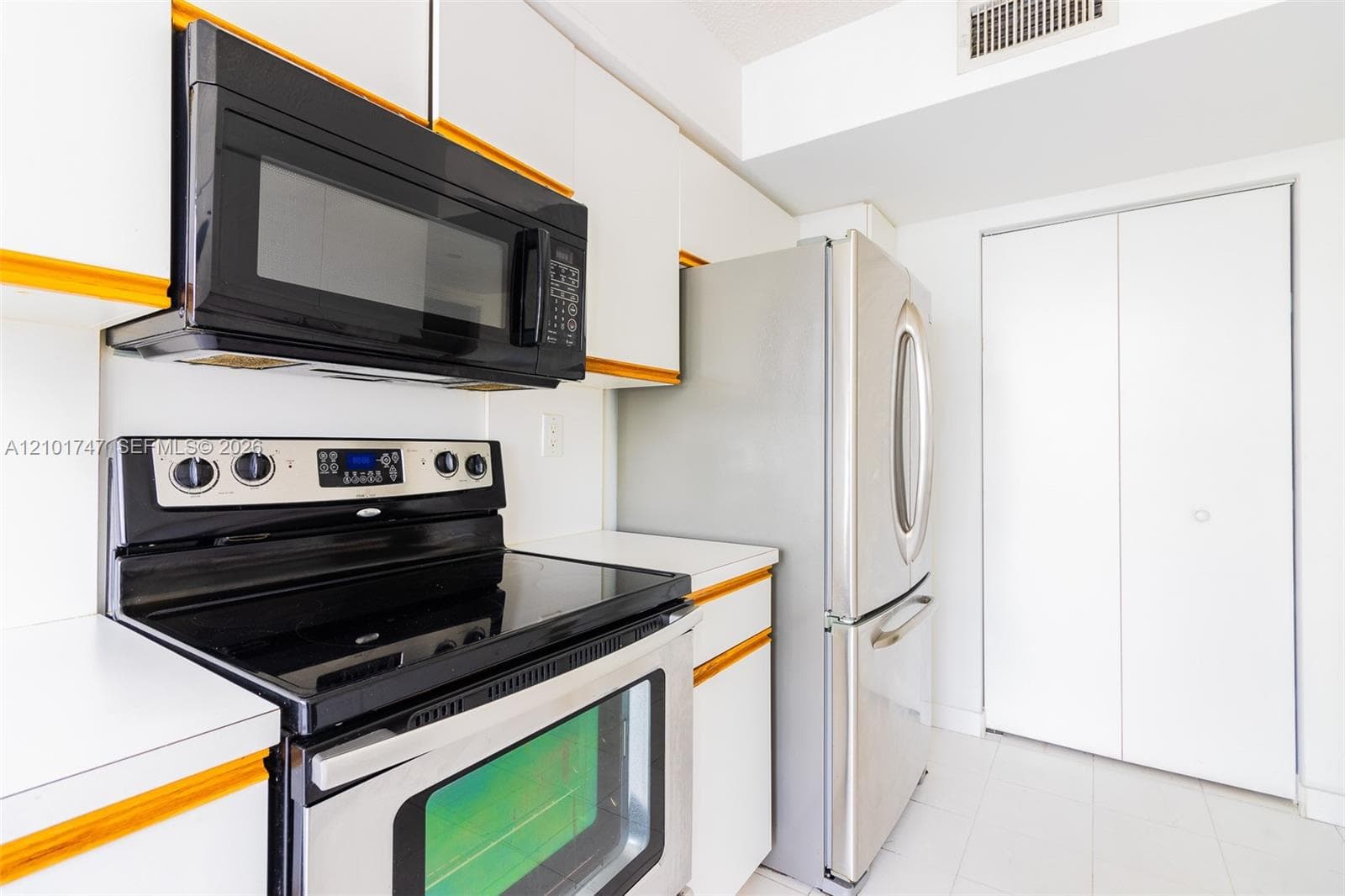 Mystic Pointe Tower 600 · #1905 in Aventura - Photo 12