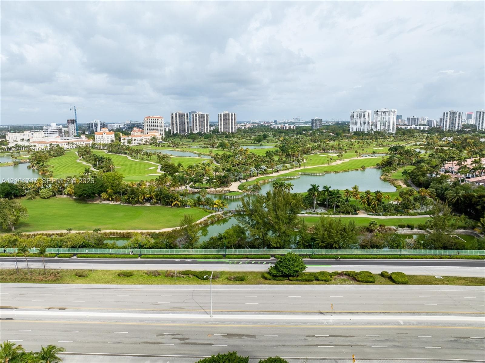 Mystic Pointe Tower 600 · #1905 in Aventura - Photo 5