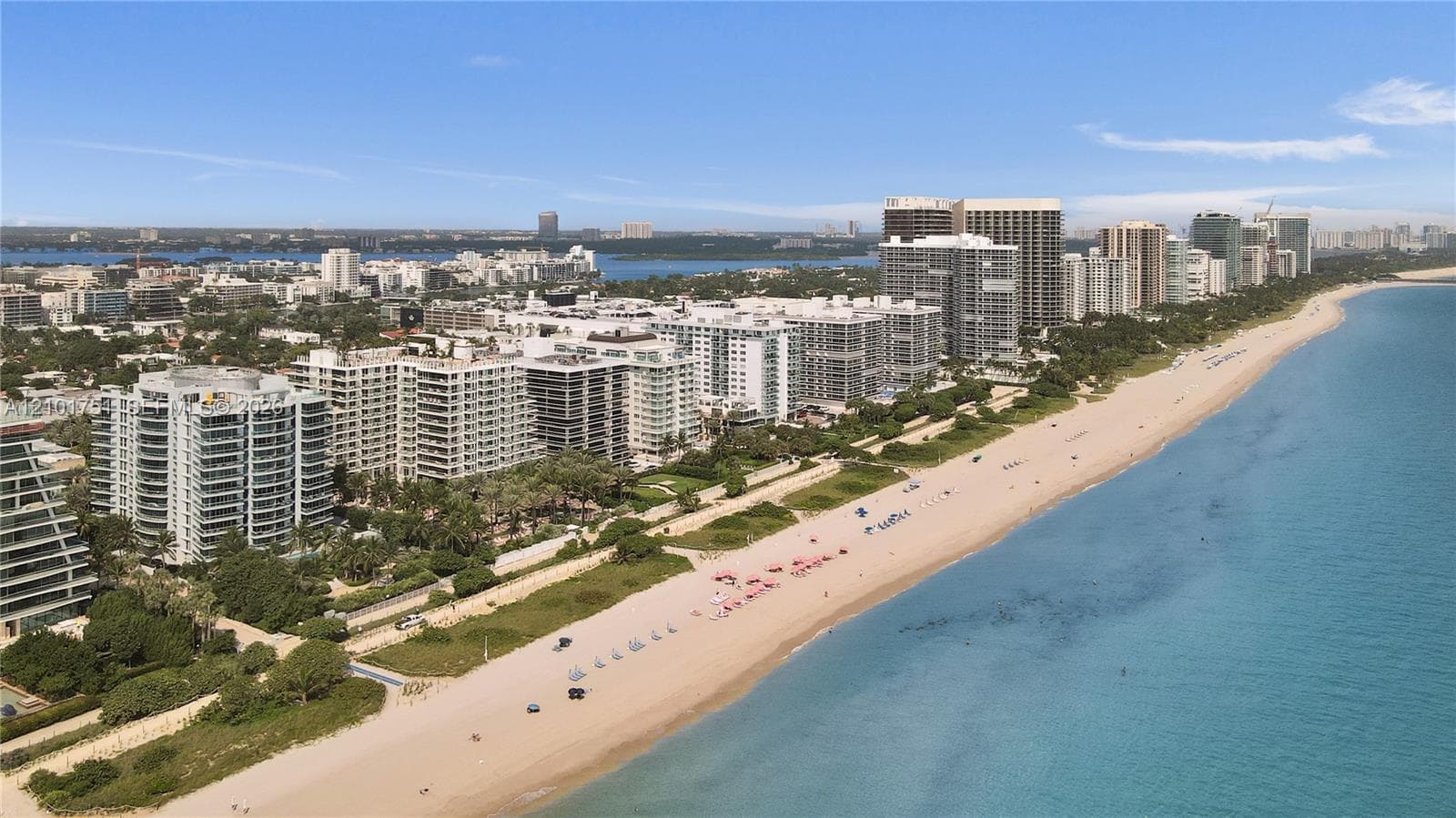 Azure · #305 in Surfside - Photo 11