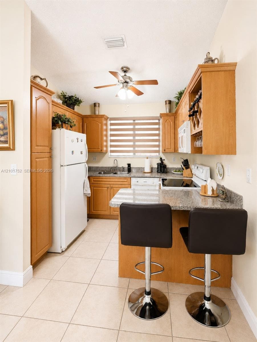 CONQUISTADOR VILLAS CONDO · #202 in Hialeah - Photo 10