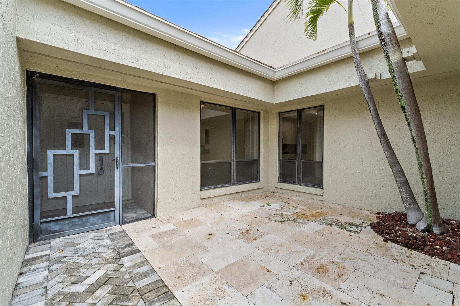 028-15TournamentBlvd-PalmBeachGardens-SM