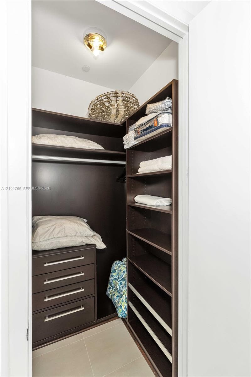 Trump Tower III · #3802 in Sunny Isles Beach - Photo 16