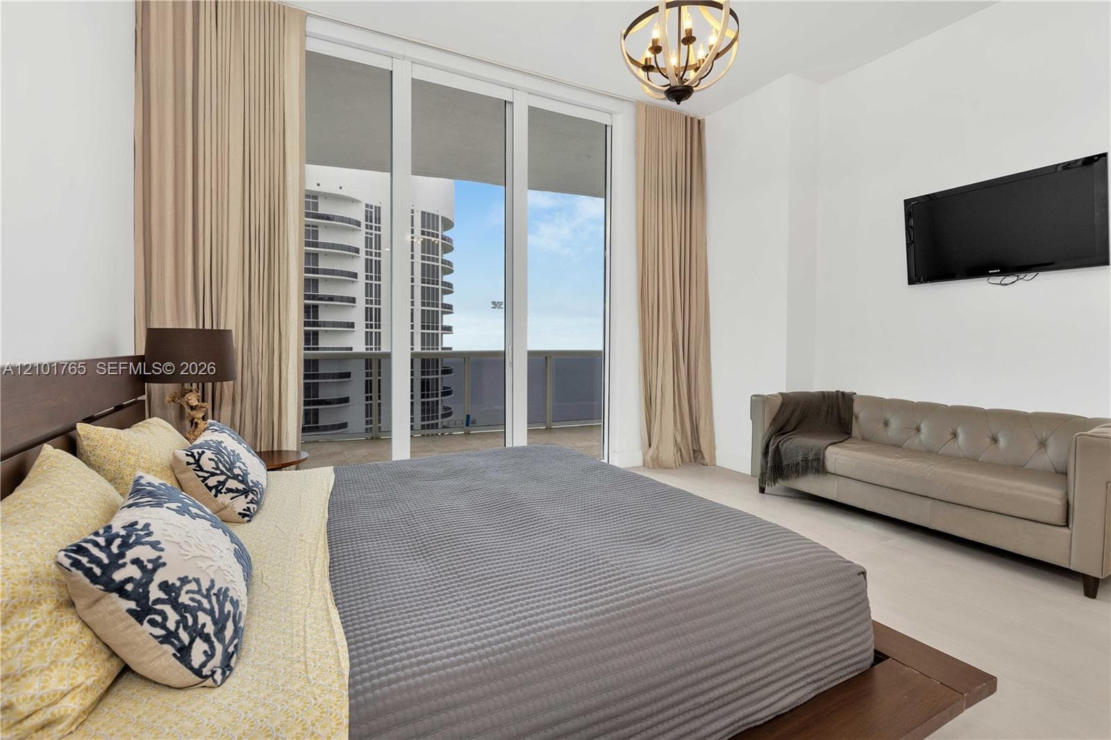 Trump Tower III · #3802 in Sunny Isles Beach - Photo 22