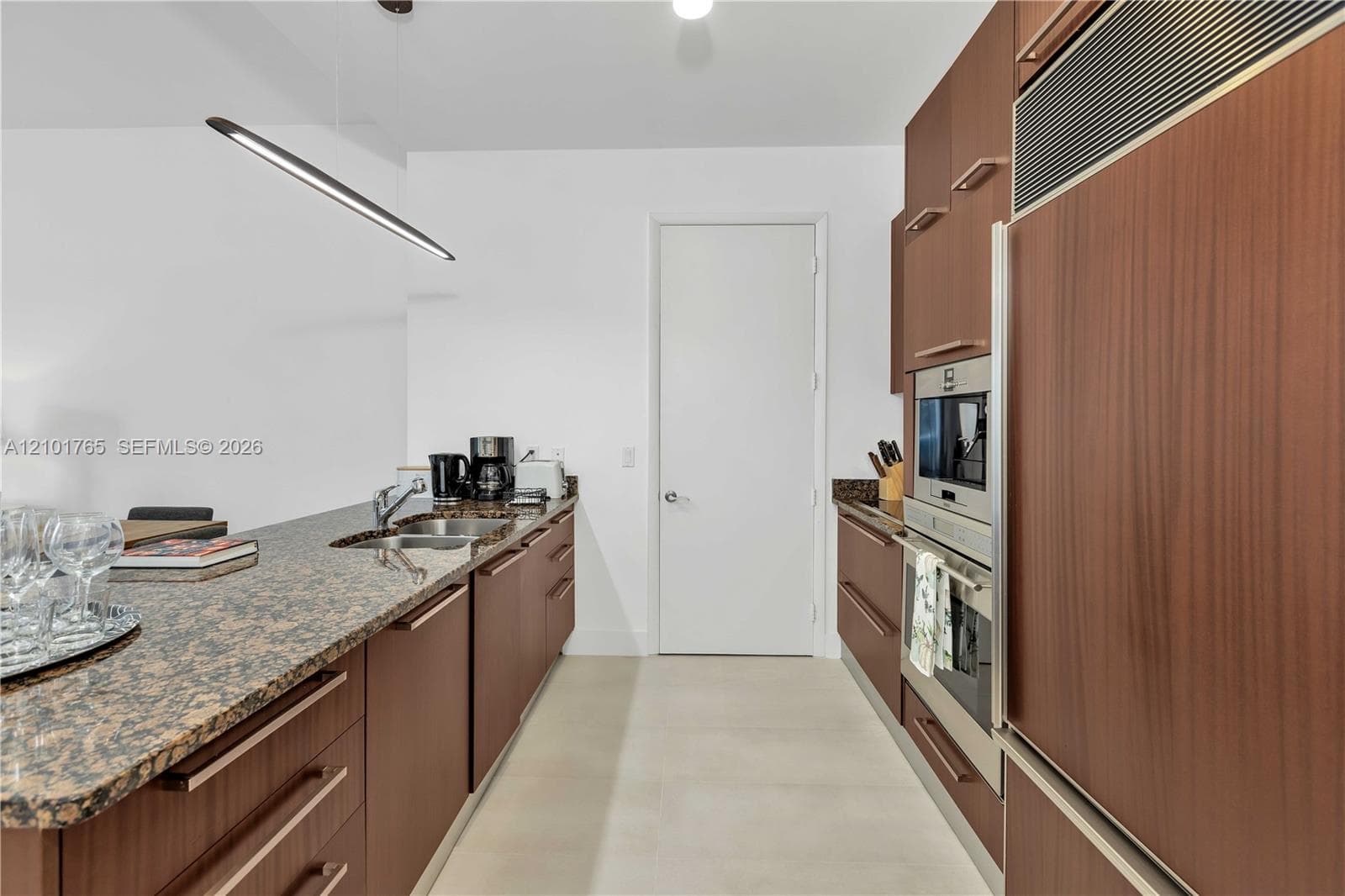 Trump Tower III · #3802 in Sunny Isles Beach - Photo 11