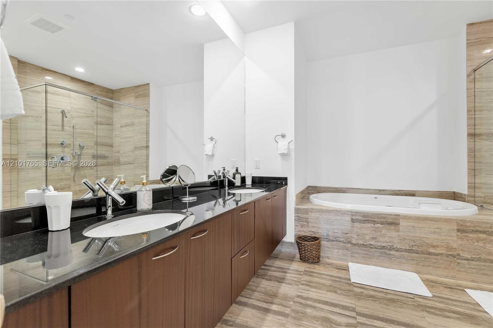 Trump Tower III · #3802 in Sunny Isles Beach - Photo 25