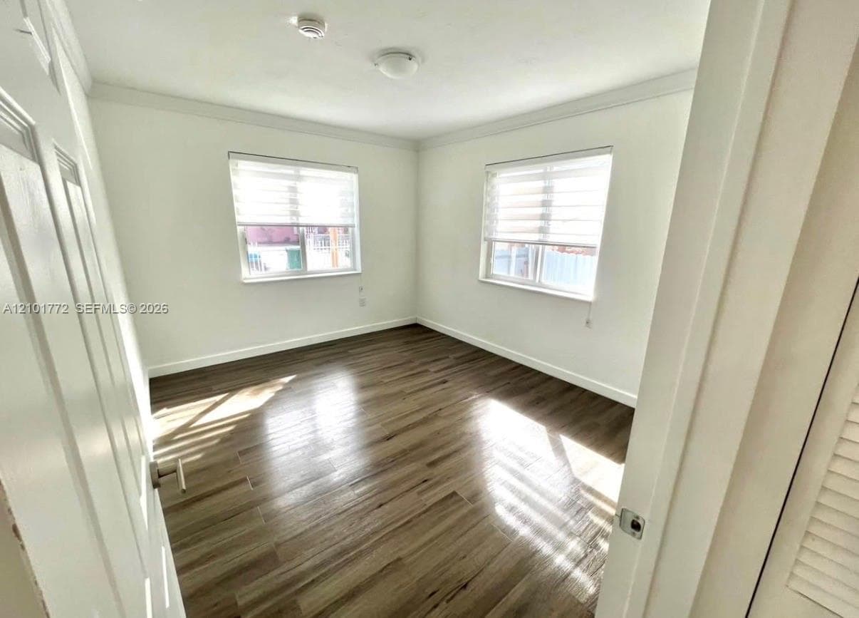 180 NW 32nd Pl #1 photo 13