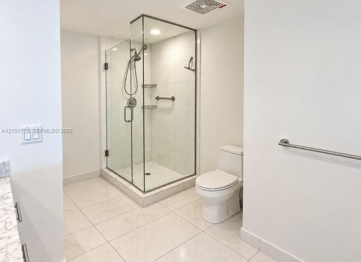 Primary shower