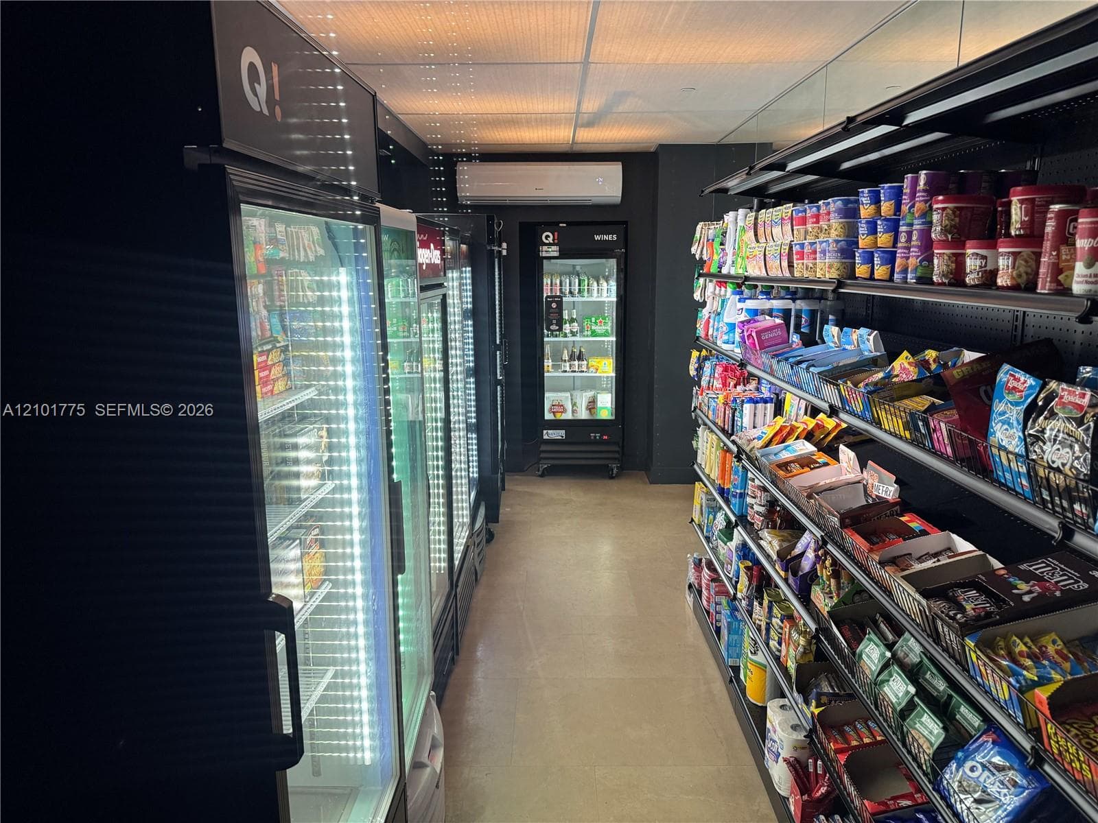 Mini Market