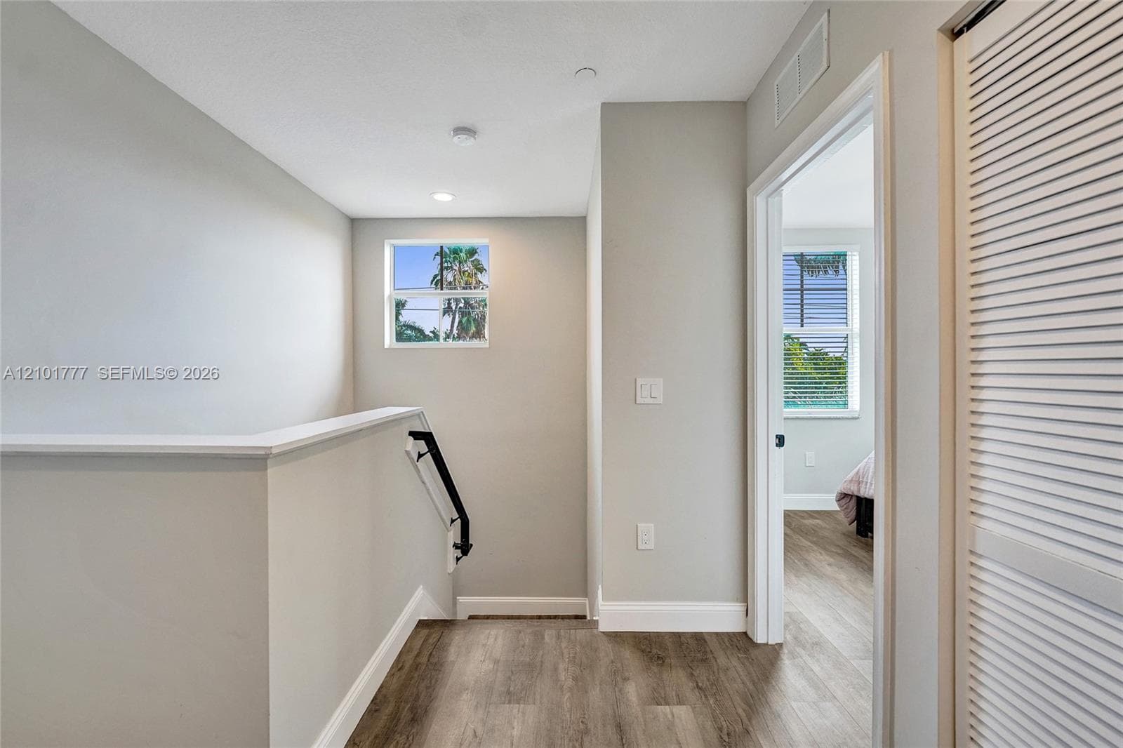 1033 NE 17th Way #1301 photo 24