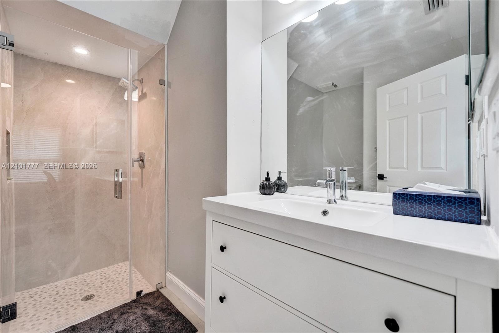 1033 NE 17th Way #1301 photo 35