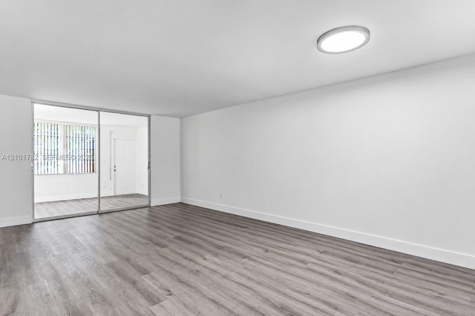 ROYAL OAKS CONDO · #125 in Miami - Photo 6